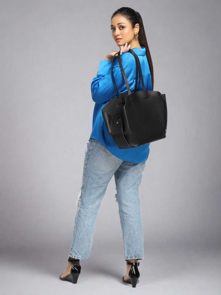 The Colossal Tote - Black