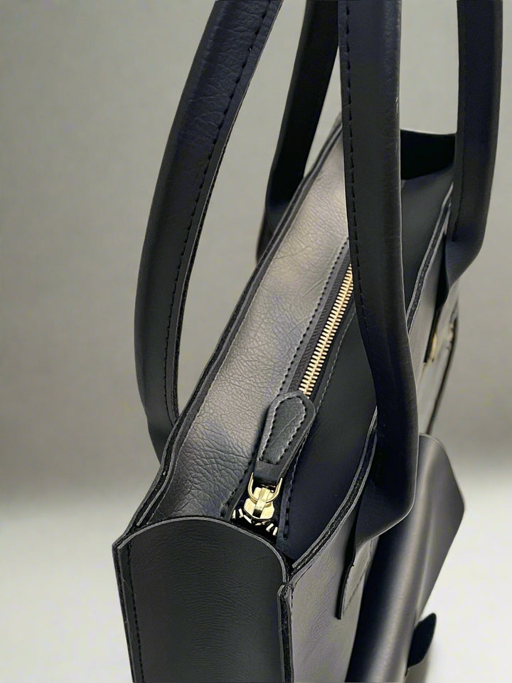 Classic Tote - Black