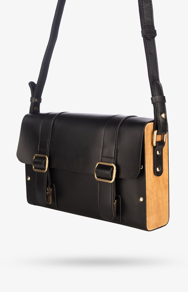 Median Sling Bag - Black