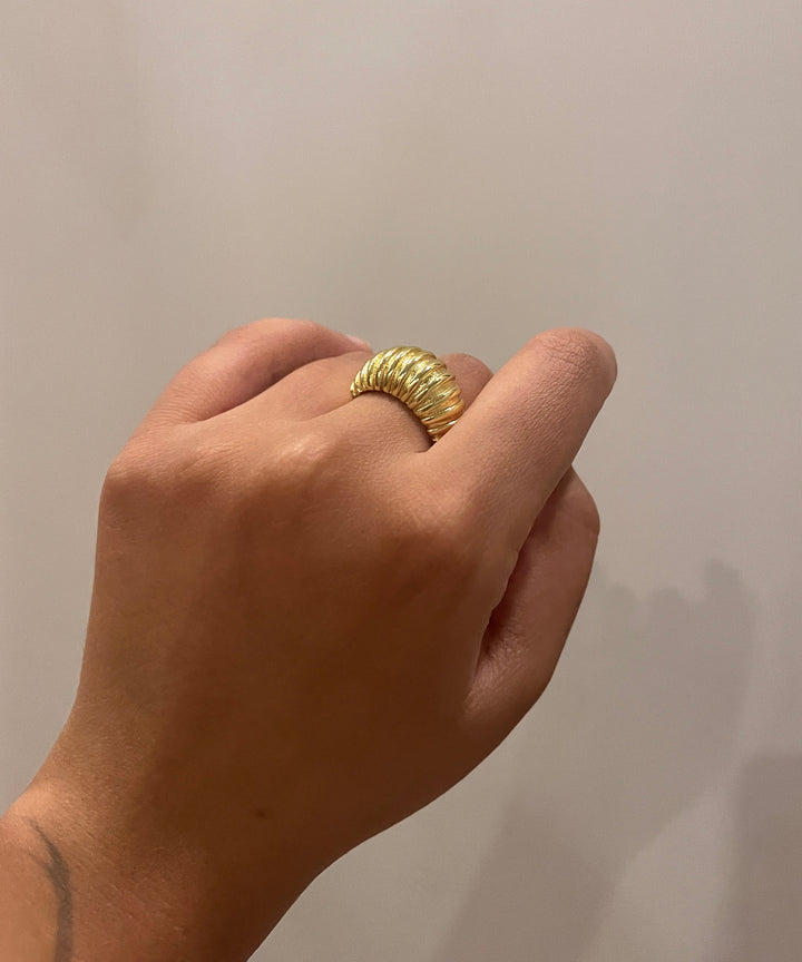 Croissant Ring