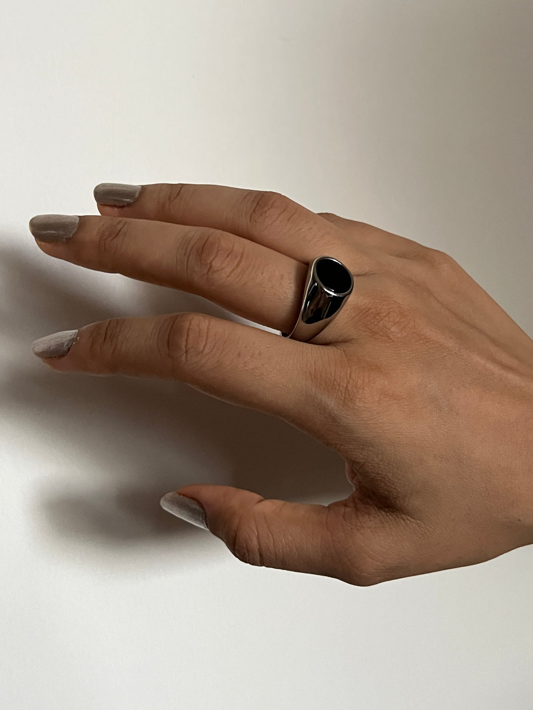 Obsidian Signet Ring Silver - Circle