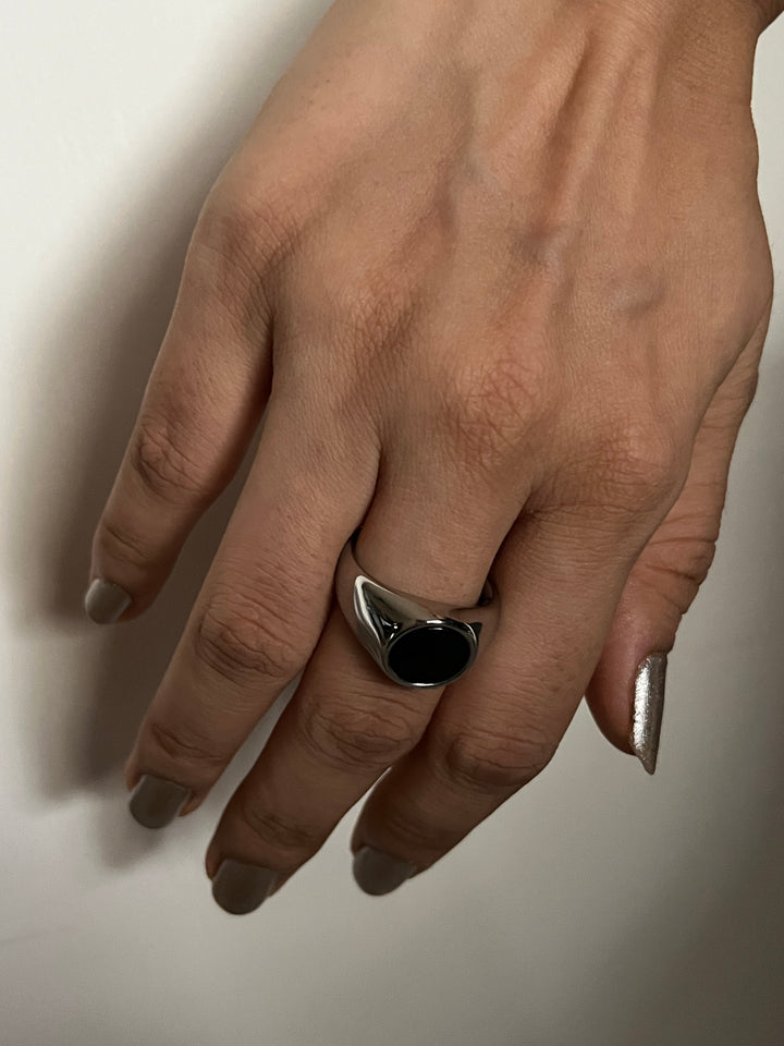 Obsidian Signet Ring Silver - Circle