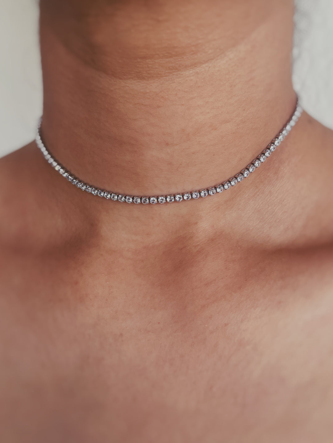 Mira Choker