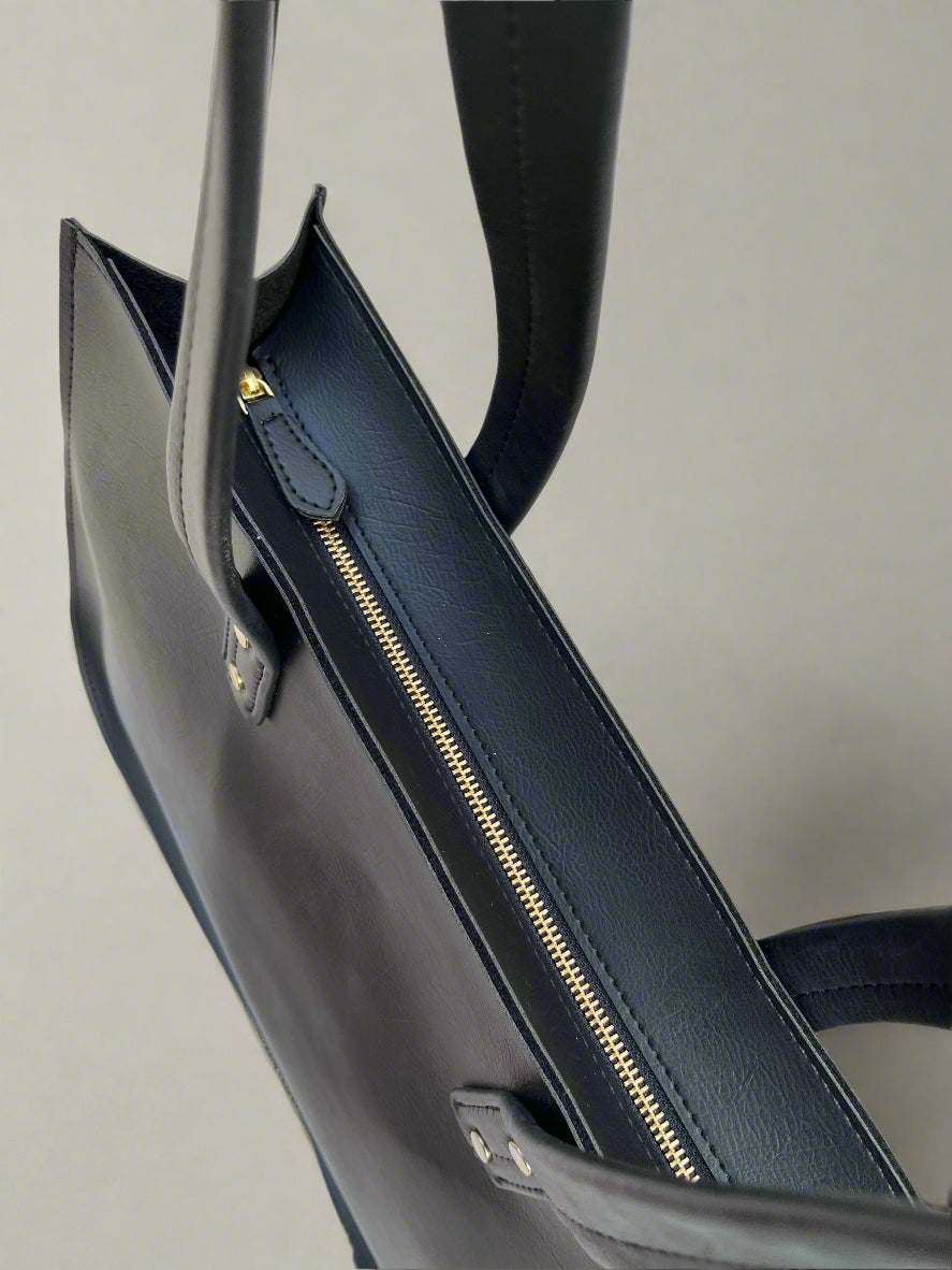 The Basic Tote - Black