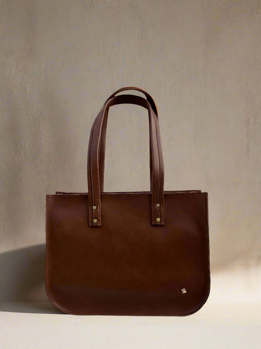 The Basic Tote - Tan