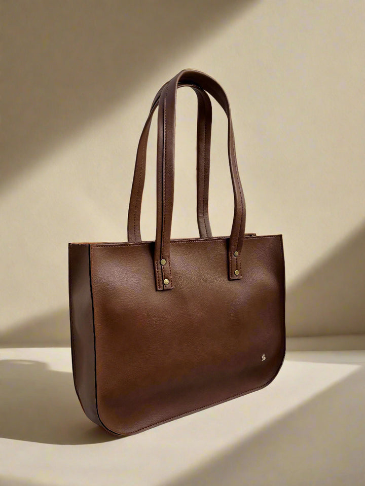 The Basic Tote - Tan
