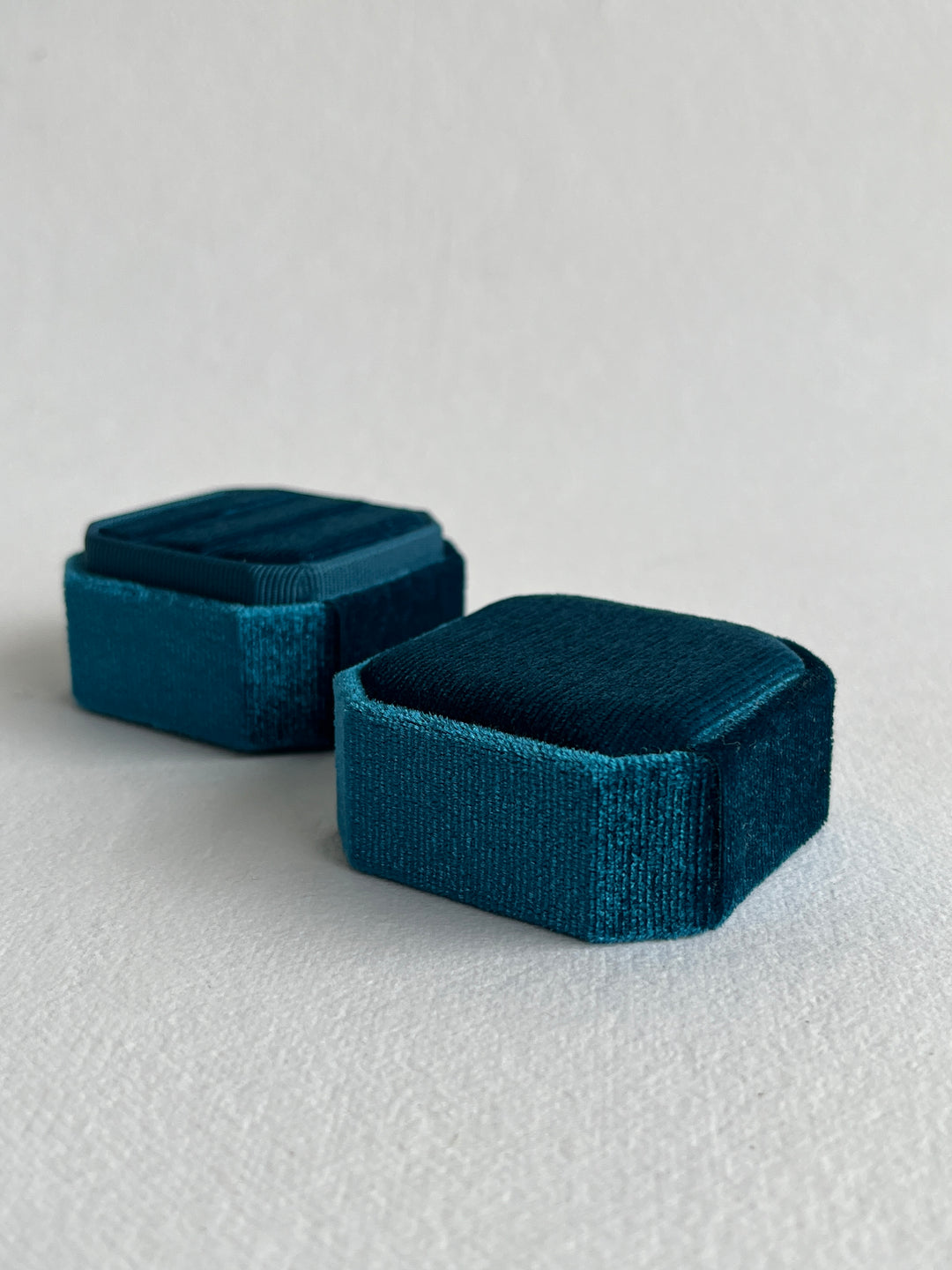Velvet Ring Box - Peacock Blue