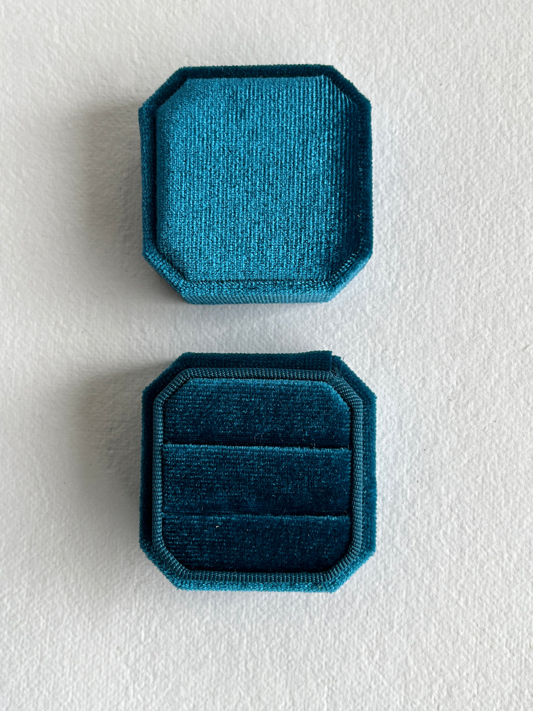 Velvet Ring Box - Peacock Blue