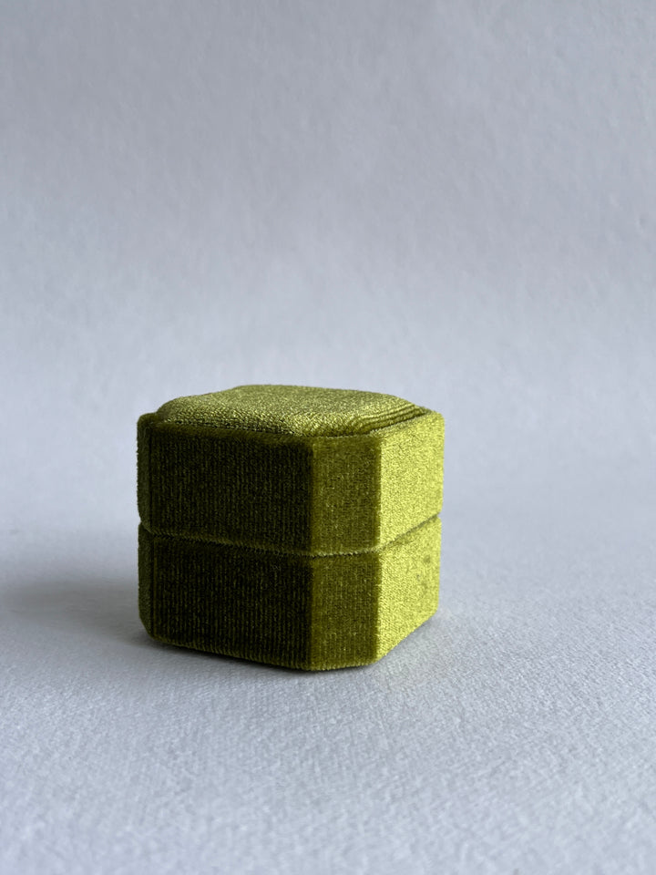 Velvet Ring Box - Green