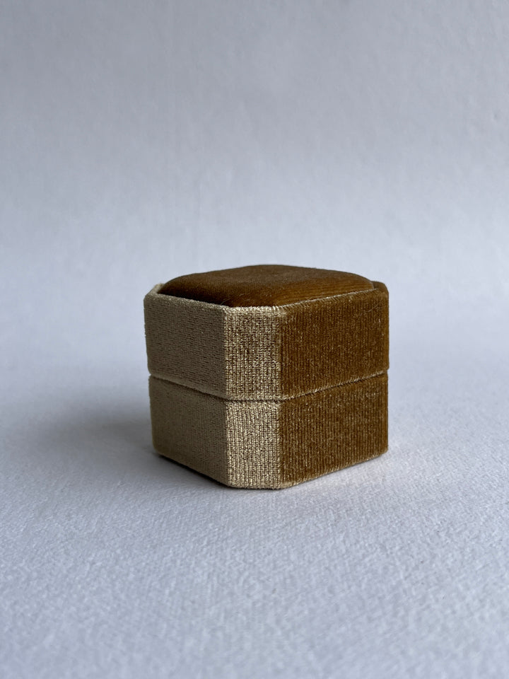 Velvet Ring Box - Champagne