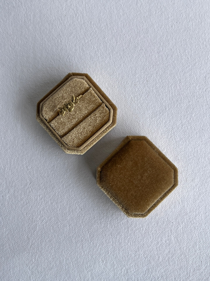 Velvet Ring Box - Champagne