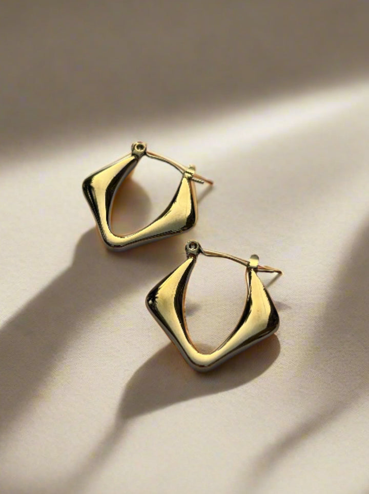 Izar Hoop Earrings