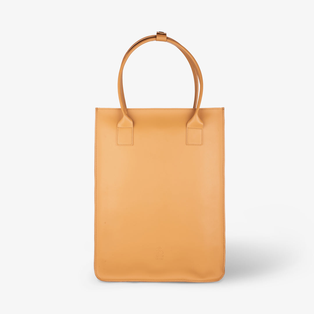 Classic Tote - Camel